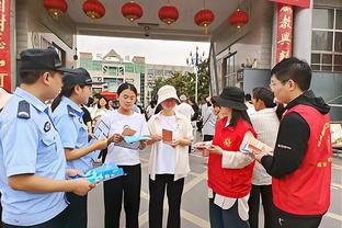 马杜埃凯抽射破门，切尔西2-0卢顿